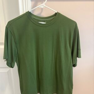 EUC Columbia Green Short Sleeve Tee